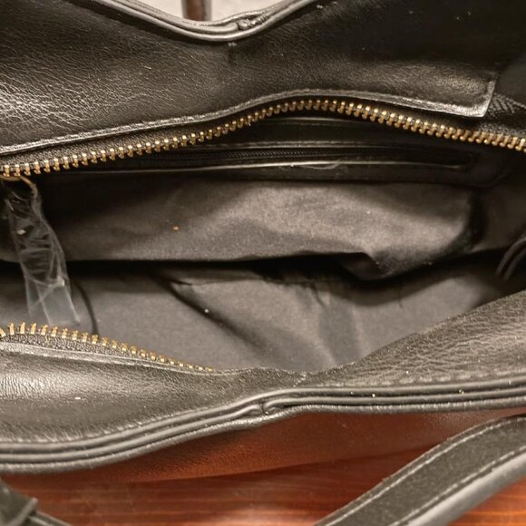 Time and Tru Women's River Faux Leather Small Hobo Shoulder Bag, Black - Picture 5 of 6